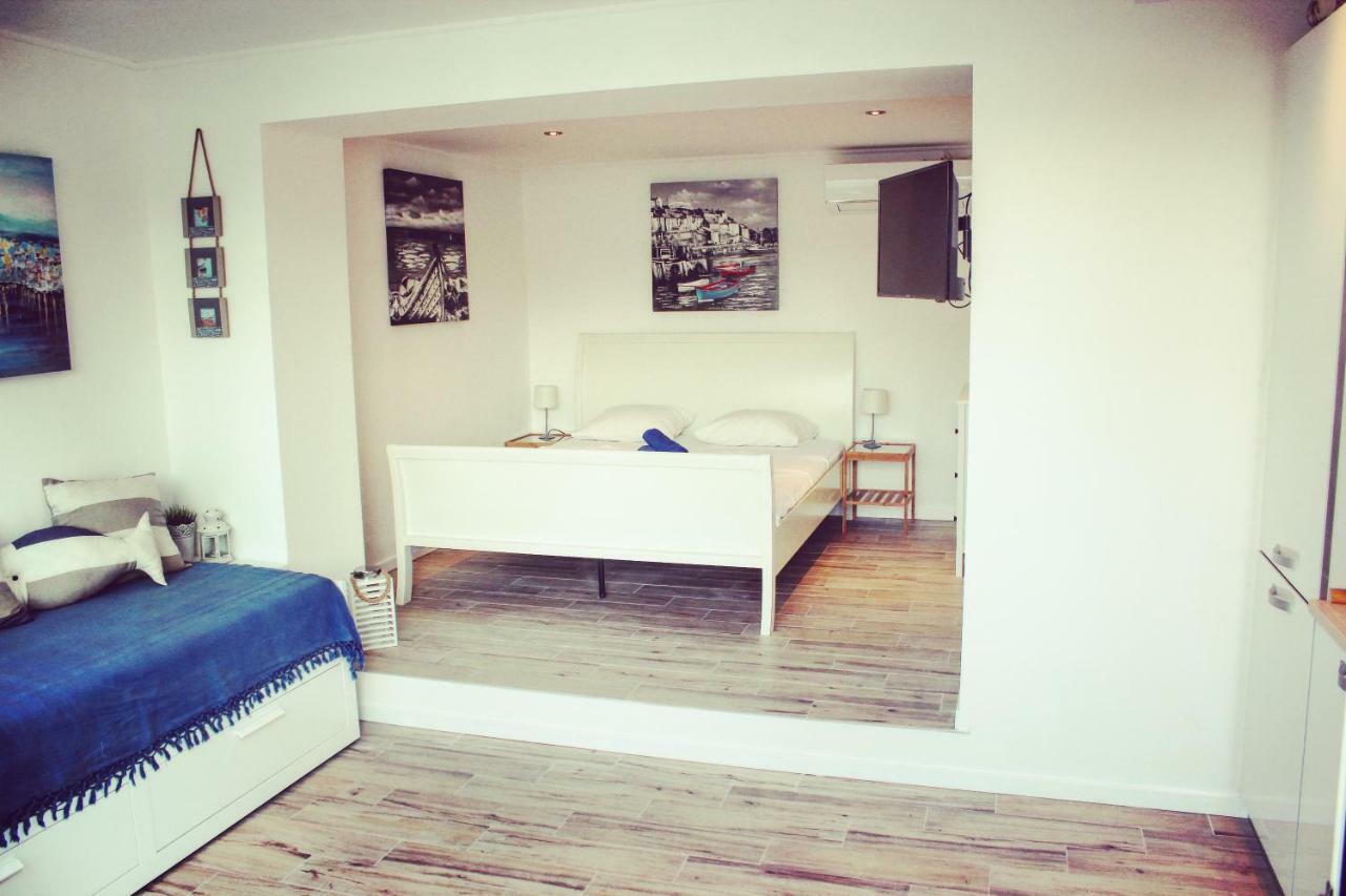 O Sole Apartment With Private Beach Donji Okrug  Dış mekan fotoğraf